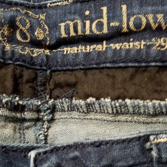 Zenim Denim Natural Waist Cropped Jeans Bling on Back Pockets size 29 8 - Picture 3 of 12